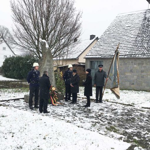 Gedenkfeier zum Volkstrauertag 2017 in Gundlitz