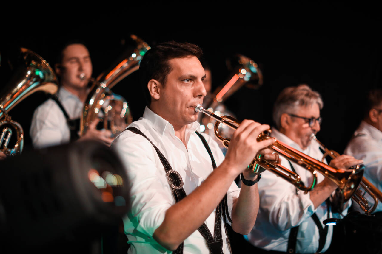 Ein Musiker mit Trompete